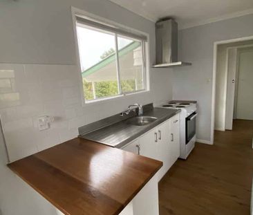 2 Bedrooms on Bay Grove - Photo 4