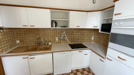 Location Maison 7 pièces 173m² BRISSAC QUINCE 49320 - Photo 4