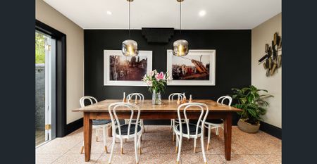 Stylish/Tastefully Renovated Victorian Darlinghurst Terrace In Prime Village Local - Photo 5