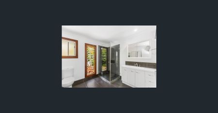 Make a Move to Mooney Street! - Photo 4