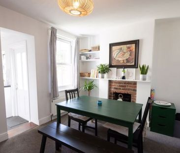 1, Grove Road *, Chichester - Photo 2