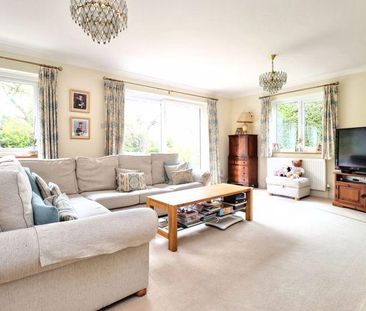 5 bedroom detached house to rent - Photo 1