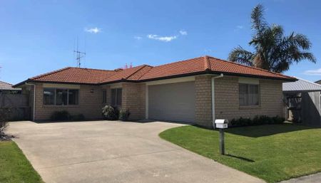 Indoor Outdoor Living - Photo 4