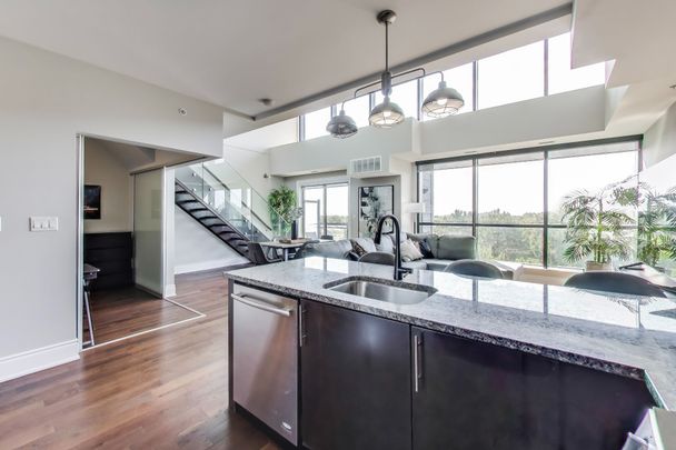 For Lease - 3170 Erin Mills Parkway Unit# 405, Mississauga, Ontario - Photo 1