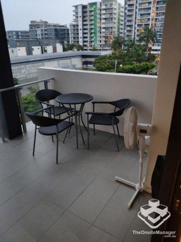 1 Bedroom Available - 2 Bed 2 Bath Apartment Furnished - Photo 4