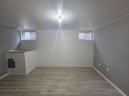 For Lease - 111 Dunsmore Lane, Barrie, Ontario - Photo 3