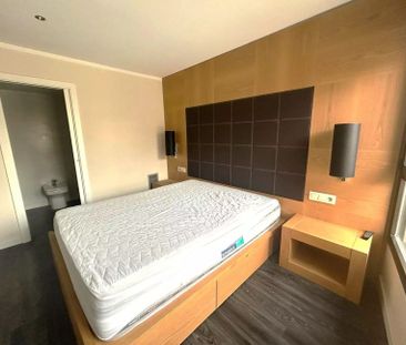 Piso de alquiler en Centre - Barri Vell - Photo 5