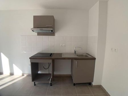 APPARTEMENT T3 64M - Photo 2
