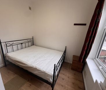 Walsgrave Road, Stoke, Coventry - - Photo 6