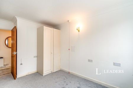 1 bedroom apartment to rent Hulbert Road, Waterlooville, Hampshire, PO7 - Photo 4