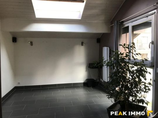 À louer Superbe T3 duplex rénové La Tour - Photo 1