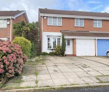3 bedroom semi-detached house to rent - Photo 1