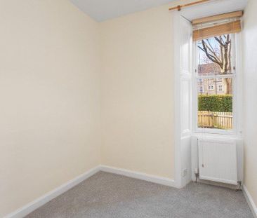 1 bedroom parking to rent - Photo 5