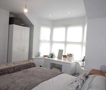 3 bedroom semi-detached house to rent - Photo 6