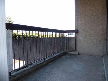 Location Appartement 1 pièce 32m² - Photo 2