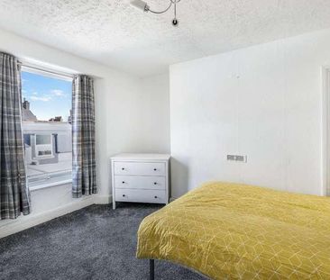 Amity Place, North Hill, Plymouth, PL4 - Photo 6