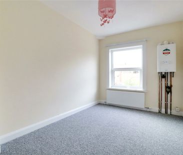 High Street, Barrow Upon Humber - Photo 5