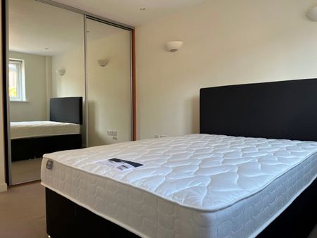 2 Bed Detached House, Tooting Bec Road, SW17 - Photo 4