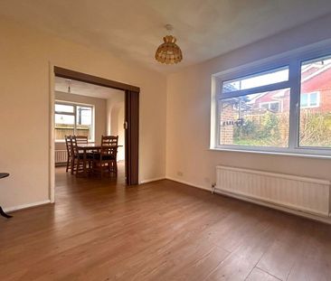 Tremola Avenue, Brighton, Saltdean - Photo 2