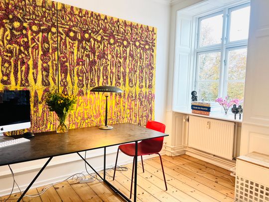 Kun til expats - lækker møbleret lejlighed med direkte udsigt til søerne - Foto 1