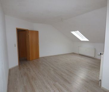 GroÃzÃ¼gige, ruhig gelegene 3-Zimmer-Wohnung in Lostau zu vermieten! - Foto 2