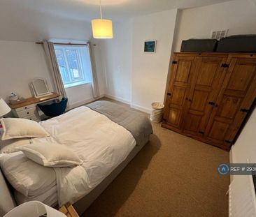 2 bedroom semi-detached house to rent - Photo 2