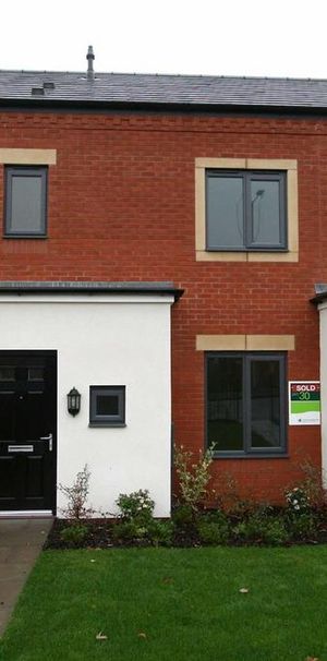 3 bedroom terraced house to rent - Photo 1