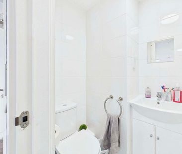 Room in a Shared Flat, Block, L3 - Photo 3