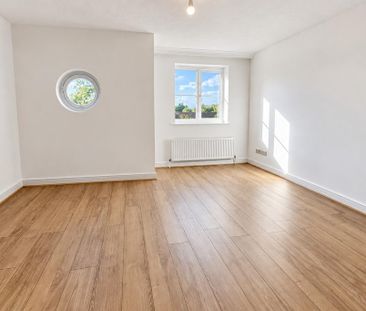 4 bedroom townhouse to rent - Photo 1