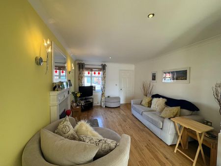 3 bedroom House To Let - Photo 5