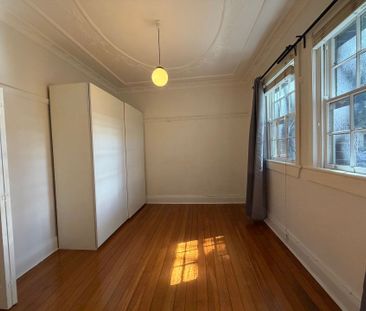 Charming Ground-Floor Apartment in the Heart of the Eastern Suburbs! - Photo 4