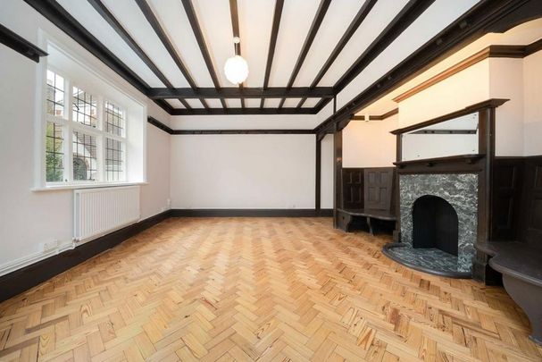 4 bedroom maisonette to rent - Photo 1