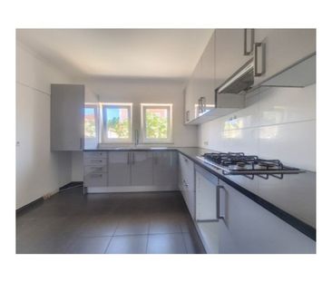 4 room luxury Semidetached House for rent in Murches, Cascais, Lisbon - Photo 2