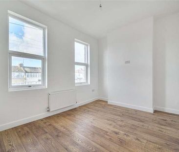 Scotland Green Road, Enfield, EN3 - Photo 3