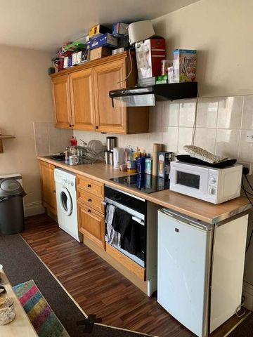 Portland House Grosvenor Road, SO17 - Photo 5