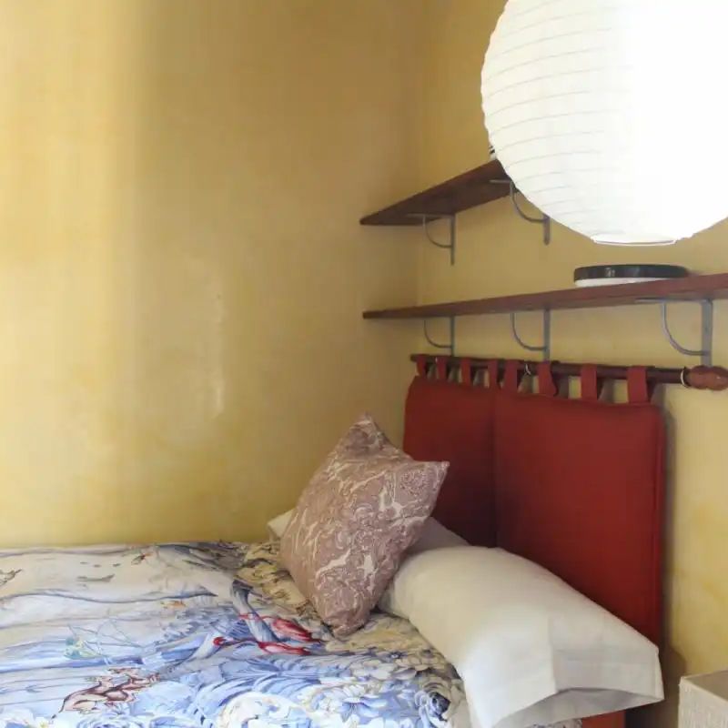 Estudio de alquiler en El Raval - Photo 1