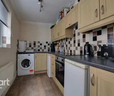 1 bedroom in a house share to rent - Photo 5