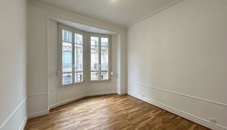 Appartement 5 pièces 109m2 REIMS 1 380 euros - Photo 4
