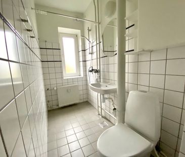 Indbydende 2-værelses lejlighed med skøn atmosfære - Foto 3