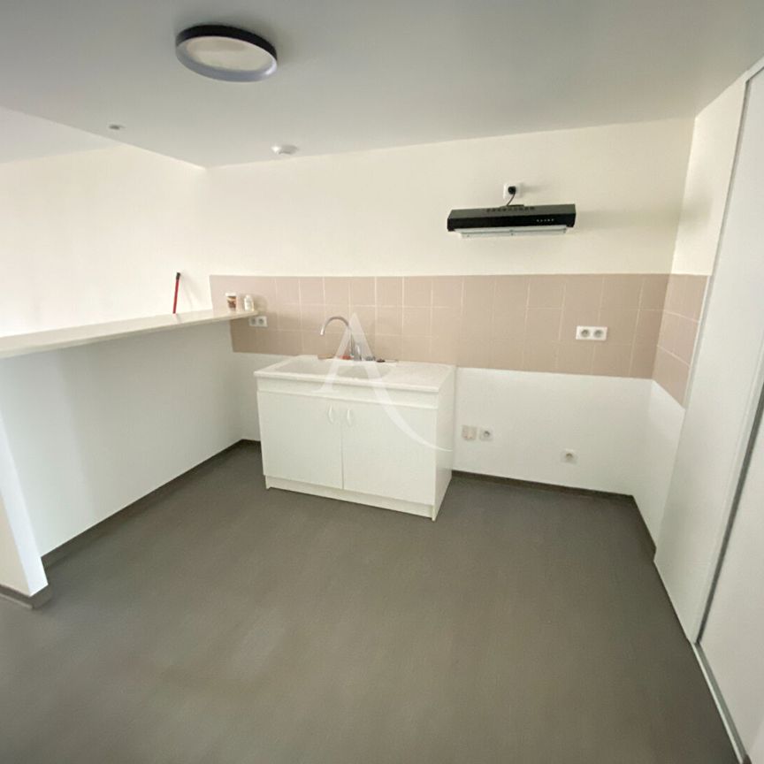 Location Appartement 3 pièces 63m² - Photo 1