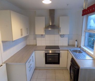 2 bedroom terraced house to rent - Photo 6