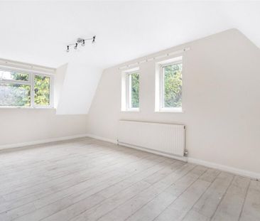 4 bedroom detached house to rent - Photo 6