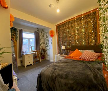 5 Bed Terraced House, Mabfield Road, M14 - Photo 1