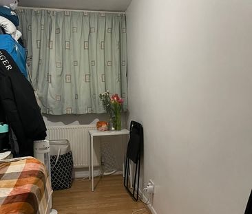 Room in a Shared House, Barnhill Road, HA9 - Photo 4