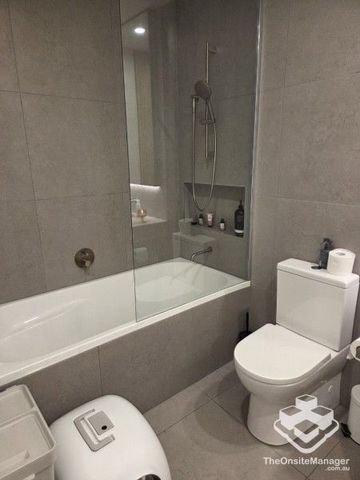 Stylish & Spacious 2 bedroom next to Brisbane River - Photo 5