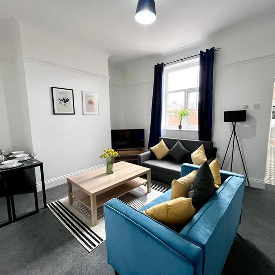 Cirencester Street - Photo 1