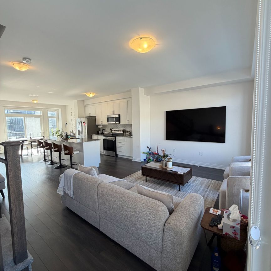 For Lease - 460 Provident Way, Hamilton, Ontario - Photo 1