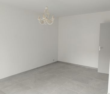 Location Maison 5 pièces 81m² CARCASSONNE 11000 - Photo 6