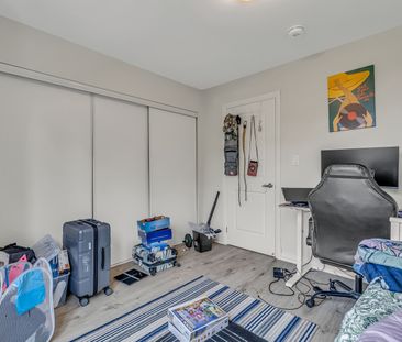 For Lease - 1670 Pleasure Valley Path, Oshawa, Ontario - Photo 4