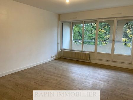 Très beau T2 avec balcon - Photo 4